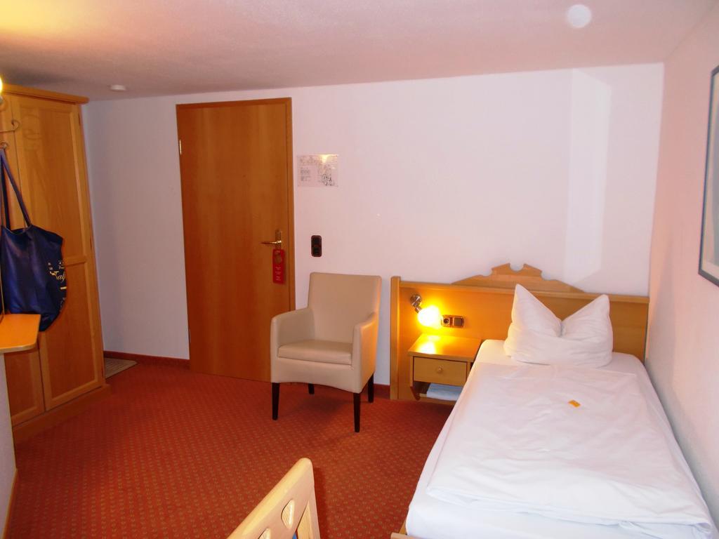 Monteurzimmer Thalfried Ruhla Bilik gambar