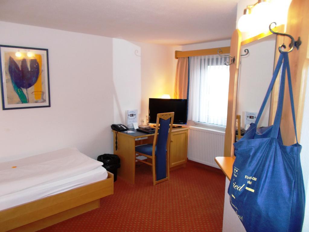 Monteurzimmer Thalfried Ruhla Bilik gambar