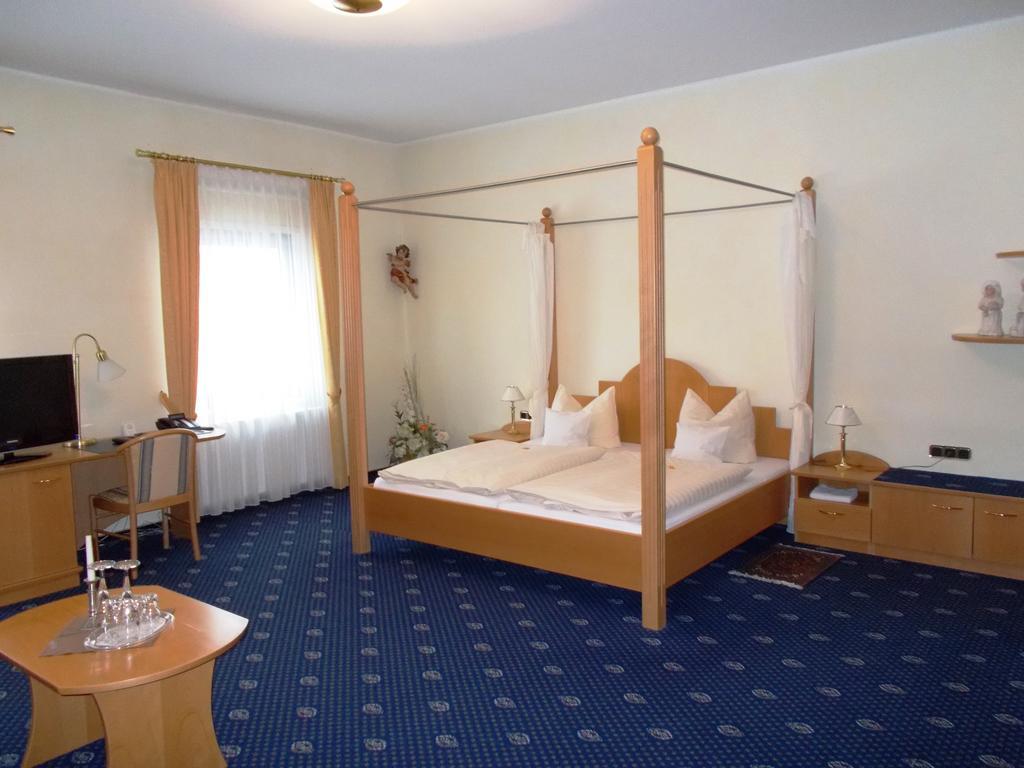 Monteurzimmer Thalfried Ruhla Bilik gambar